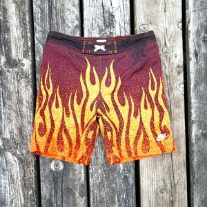 Nike Athletic flames board shorts swim trunks size 6 in good condition